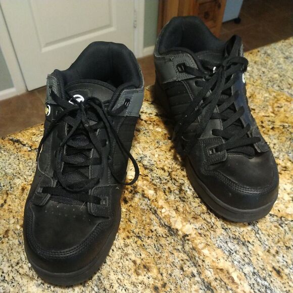 DVS Skateboard Skate Shoes Militia Boot Black/Black Charcoal SZ 13 - Picture 2 of 12